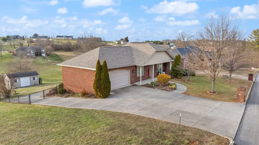 115 Mountain Air Drive Somerset KY 42503