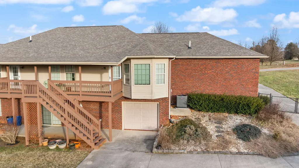 115 Mountain Air Drive Somerset KY 42503