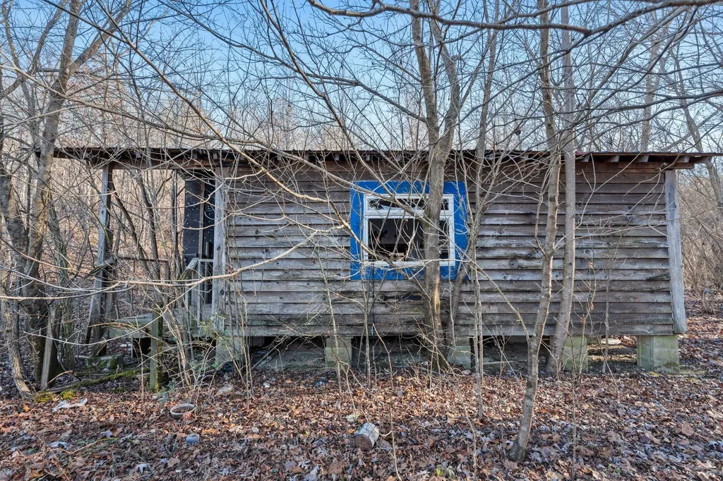 0 Long Branch Road Jeffersonville KY 40337