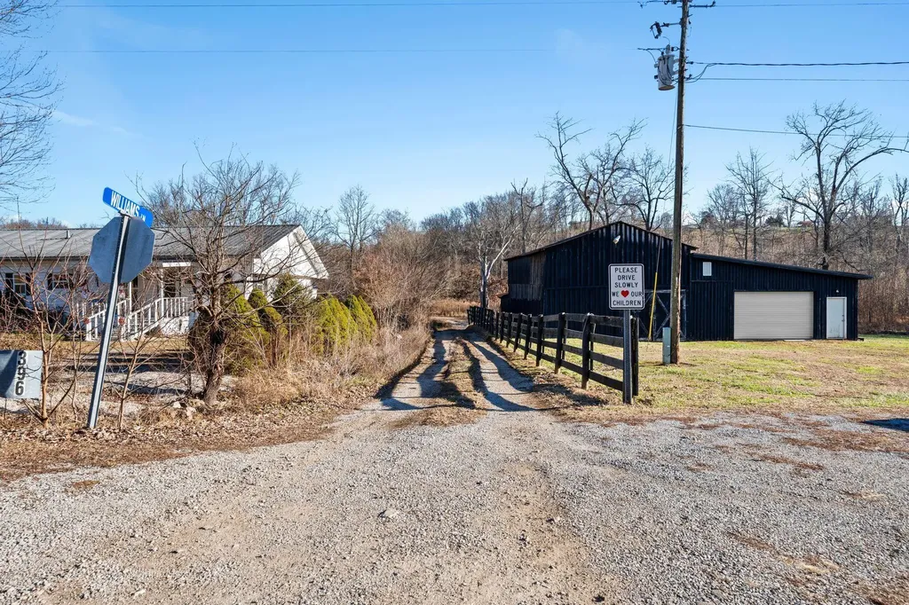 0 Long Branch Road Jeffersonville KY 40337
