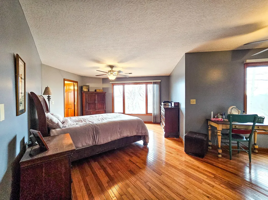 601 Indian Ridge Road Falls Of Rough KY 40119