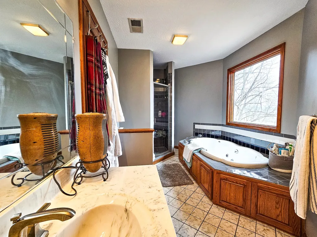 601 Indian Ridge Road Falls Of Rough KY 40119