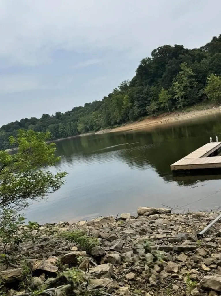 601 Indian Ridge Road Falls Of Rough KY 40119