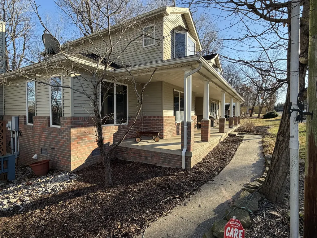 601 Indian Ridge Road Falls Of Rough KY 40119