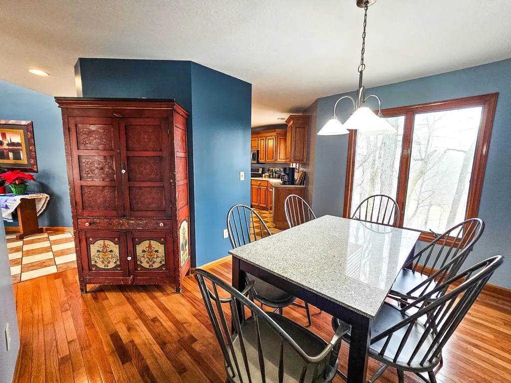 601 Indian Ridge Road Falls Of Rough KY 40119