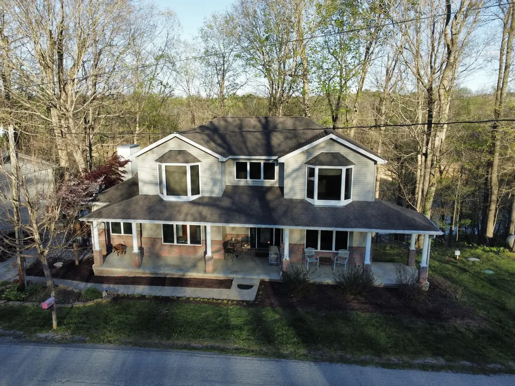 601 Indian Ridge Road Falls Of Rough KY 40119