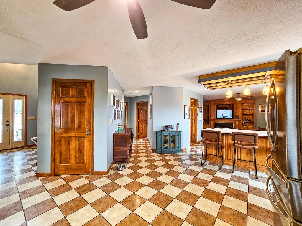 601 Indian Ridge Road Falls Of Rough KY 40119