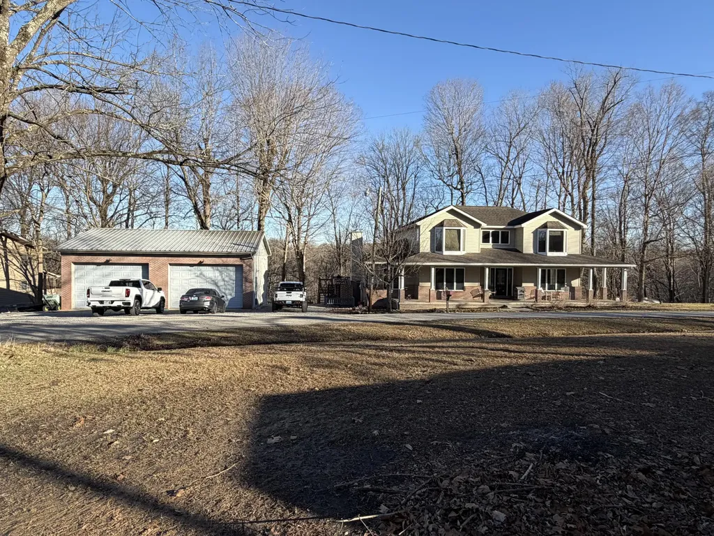 601 Indian Ridge Road Falls Of Rough KY 40119