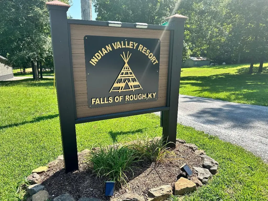 601 Indian Ridge Road Falls Of Rough KY 40119