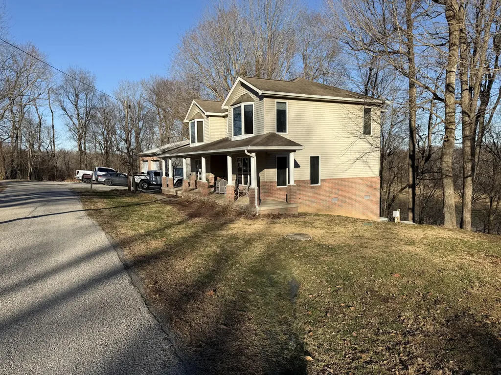 601 Indian Ridge Road Falls Of Rough KY 40119