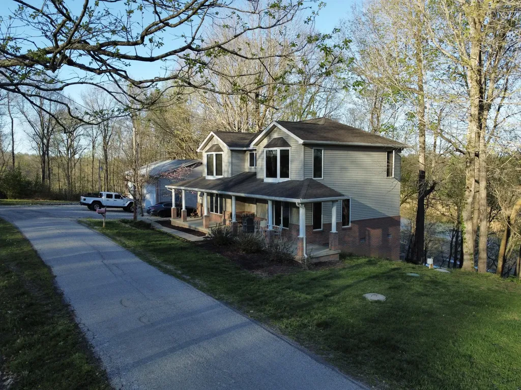 601 Indian Ridge Road Falls Of Rough KY 40119
