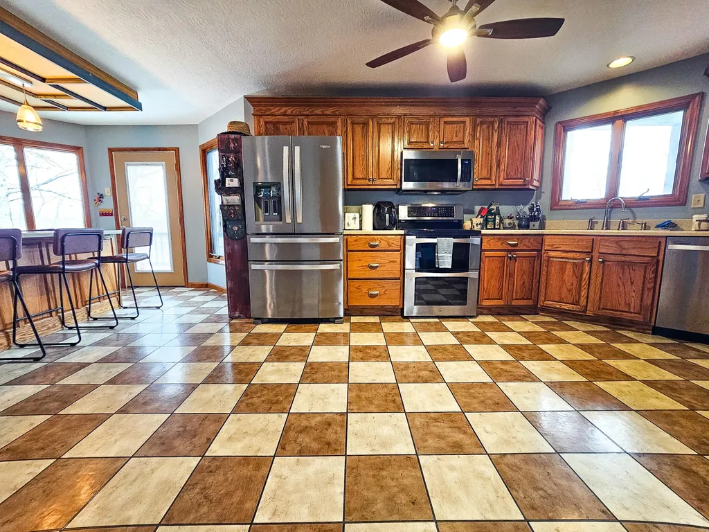 601 Indian Ridge Road Falls Of Rough KY 40119