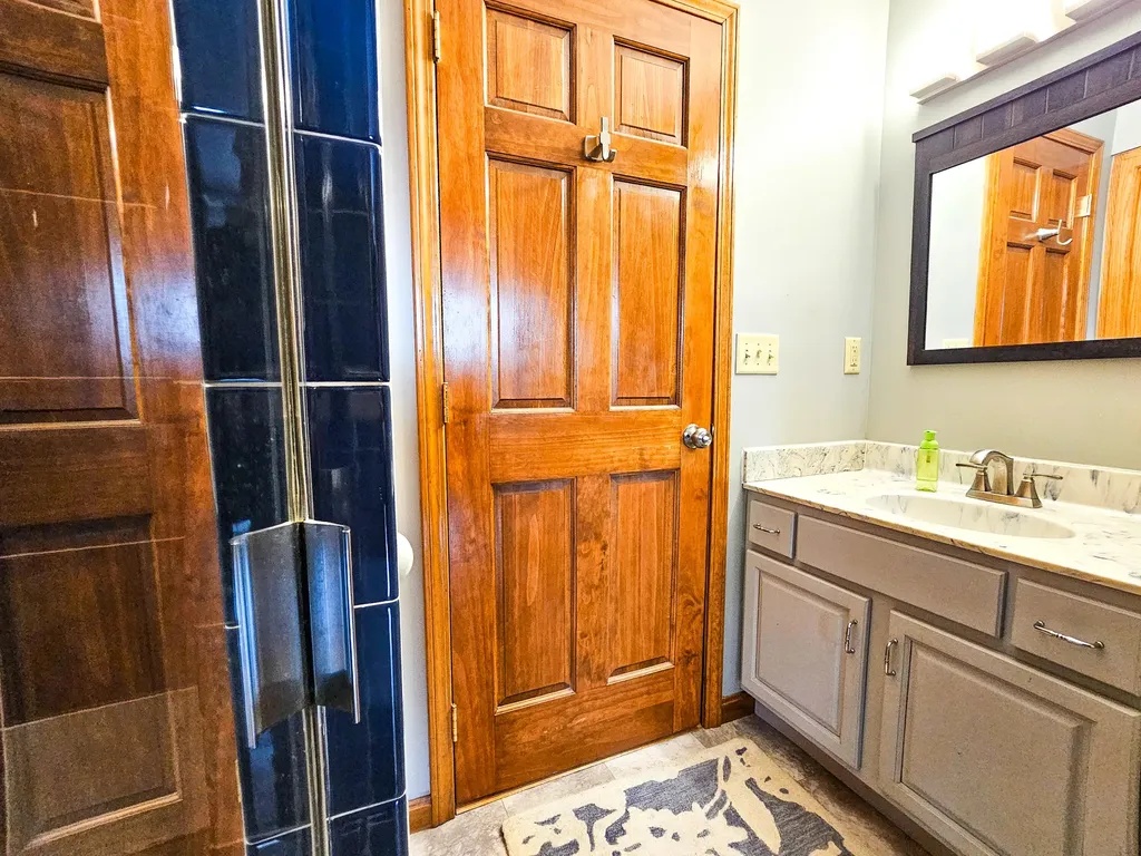 601 Indian Ridge Road Falls Of Rough KY 40119