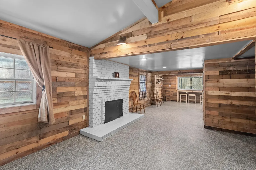 1494 Amster Grove Road Winchester KY 40391