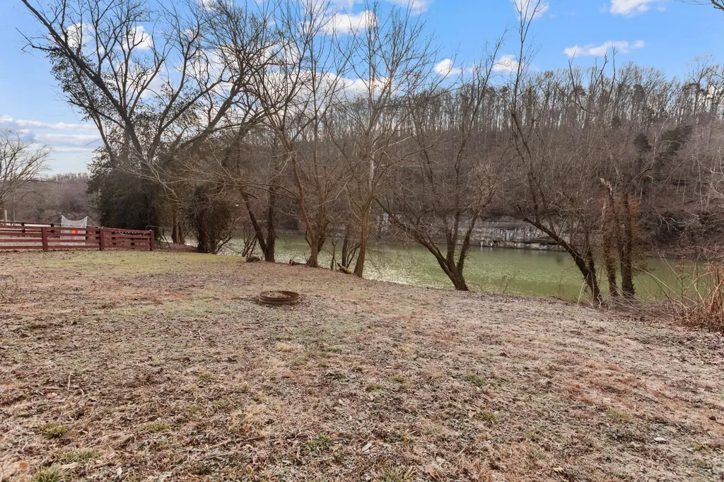 1494 Amster Grove Road Winchester KY 40391