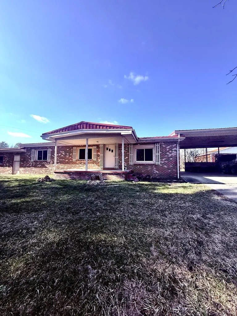 1615 Vaughn Ridge Road London KY 40741