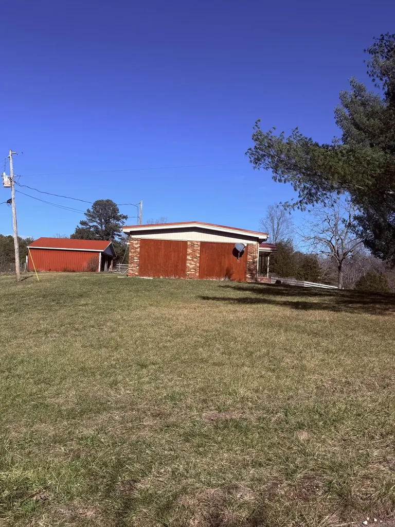 1615 Vaughn Ridge Road London KY 40741