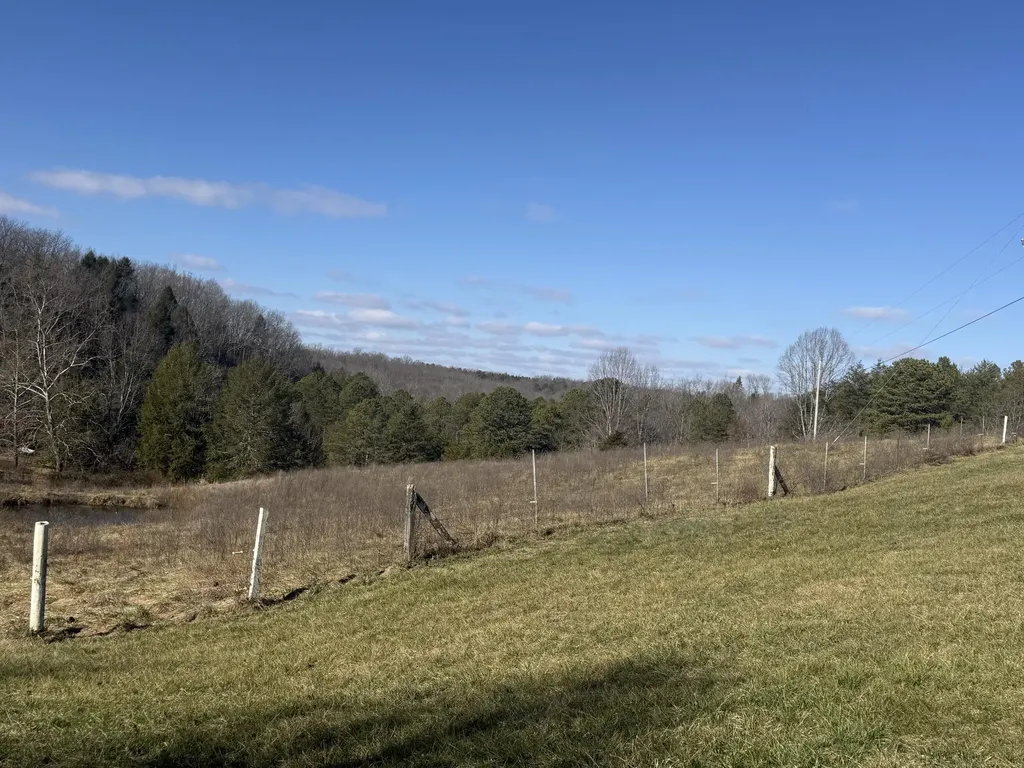 1615 Vaughn Ridge Road London KY 40741