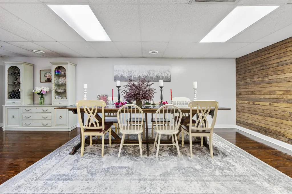 110 W Kentucky Avenue Pineville KY 40977