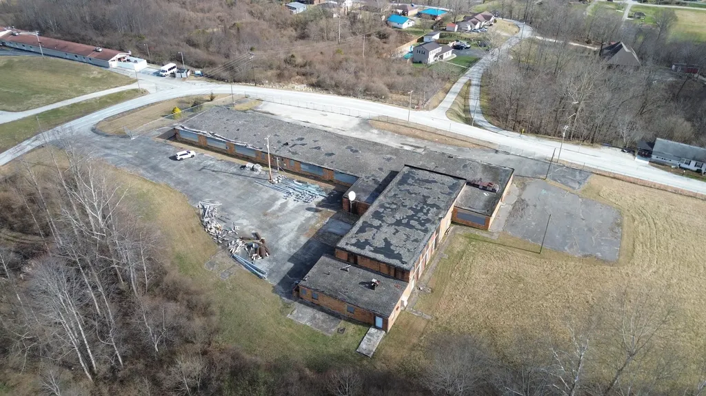 717 Liberty Road West Liberty KY 41472