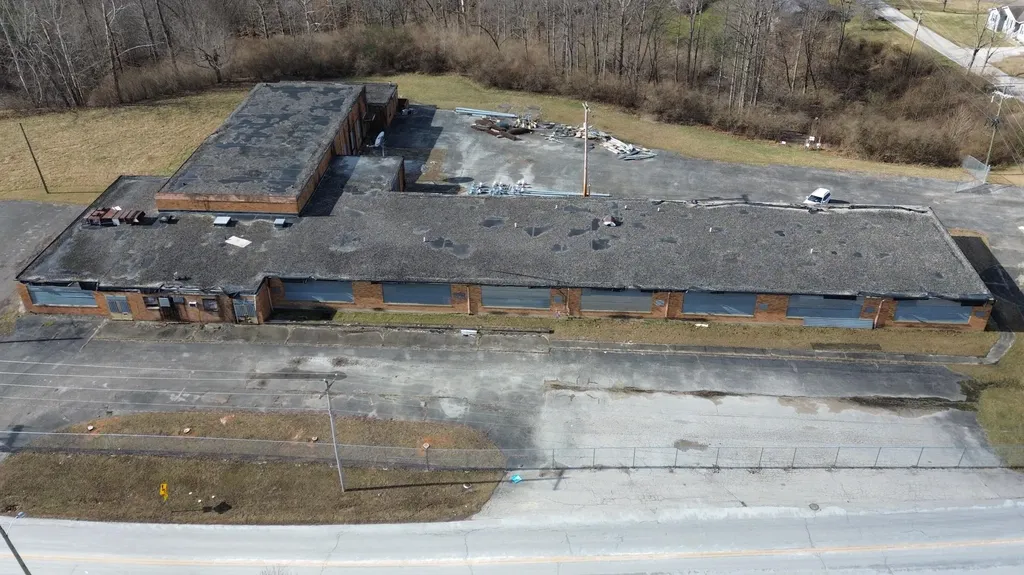 717 Liberty Road West Liberty KY 41472