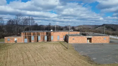717 Liberty Road West Liberty KY 41472