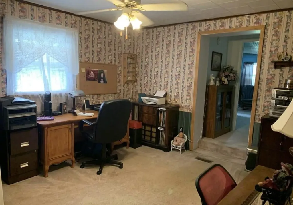 243 Nosben Fork Belfry KY 41514
