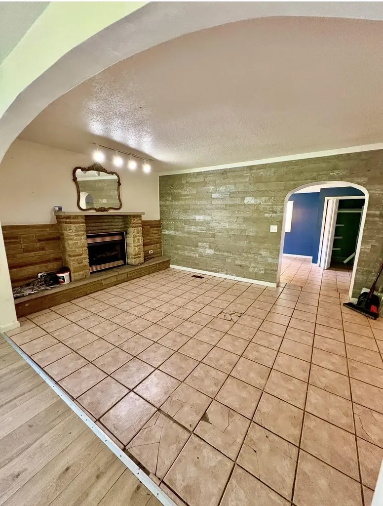 243 Nosben Fork Belfry KY 41514
