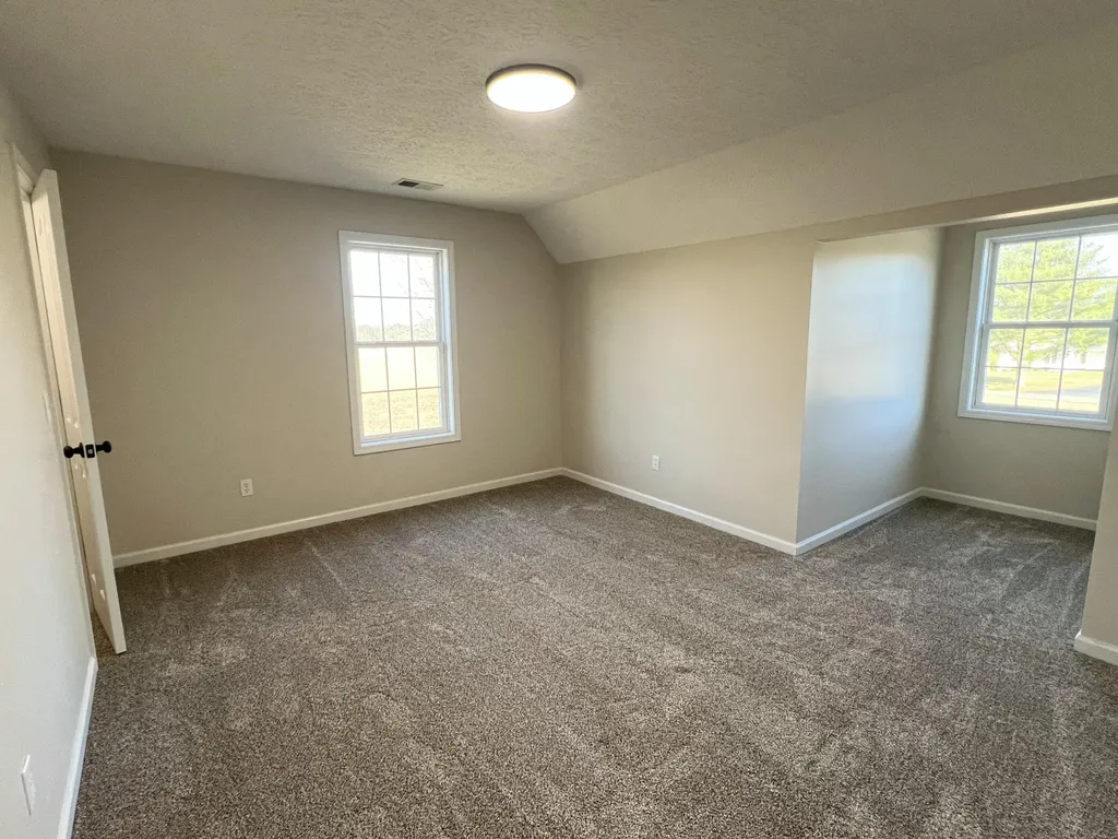 87 Justin Lane Russell Springs KY 42642