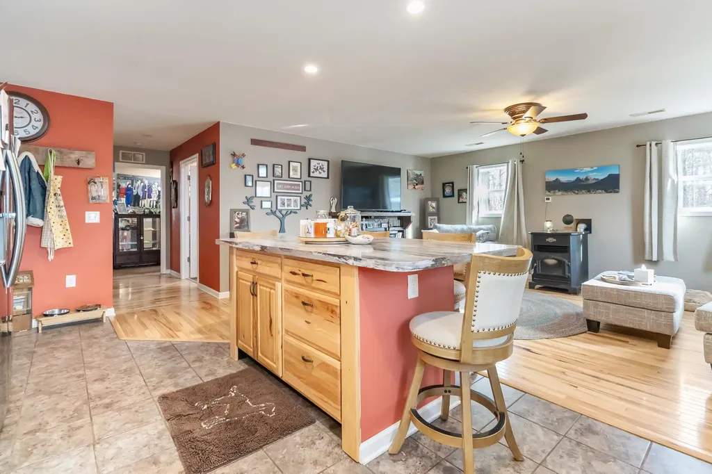 3280 Highway 635 Science Hill KY 42553
