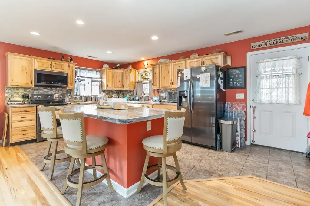 3280 Highway 635 Science Hill KY 42553