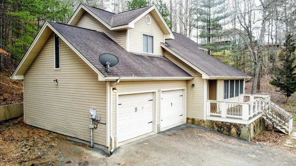 71 Renee Street Corbin KY 40701