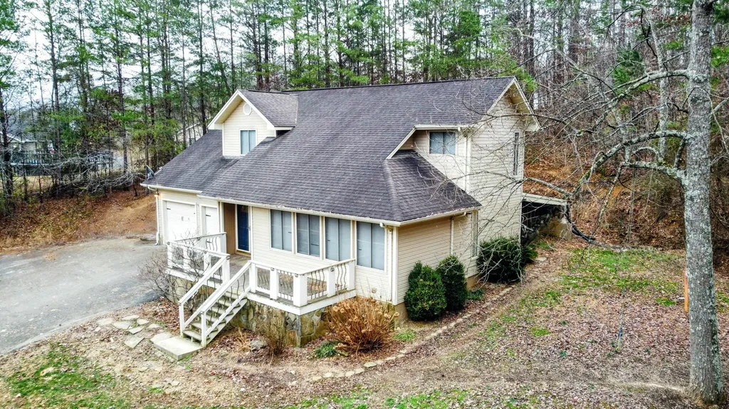 71 Renee Street Corbin KY 40701