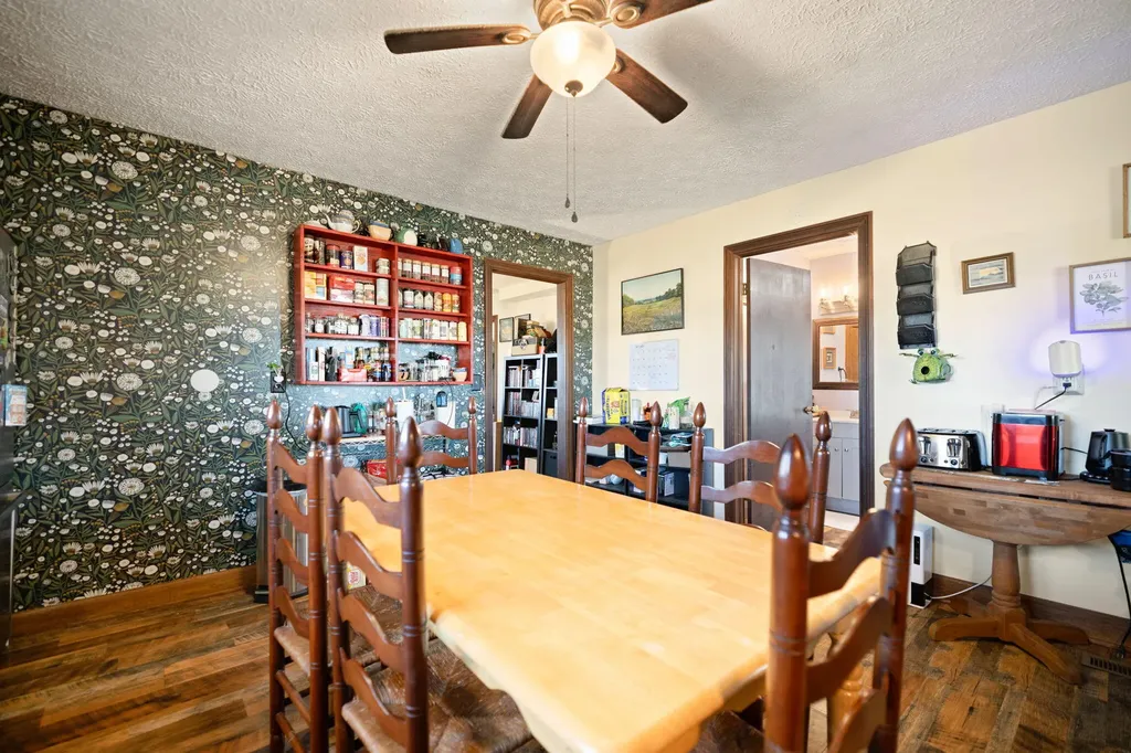 980 Old Midland Trail Salt Lick KY 40371