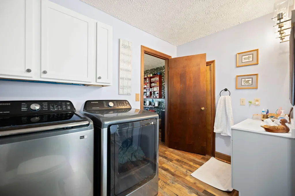980 Old Midland Trail Salt Lick KY 40371