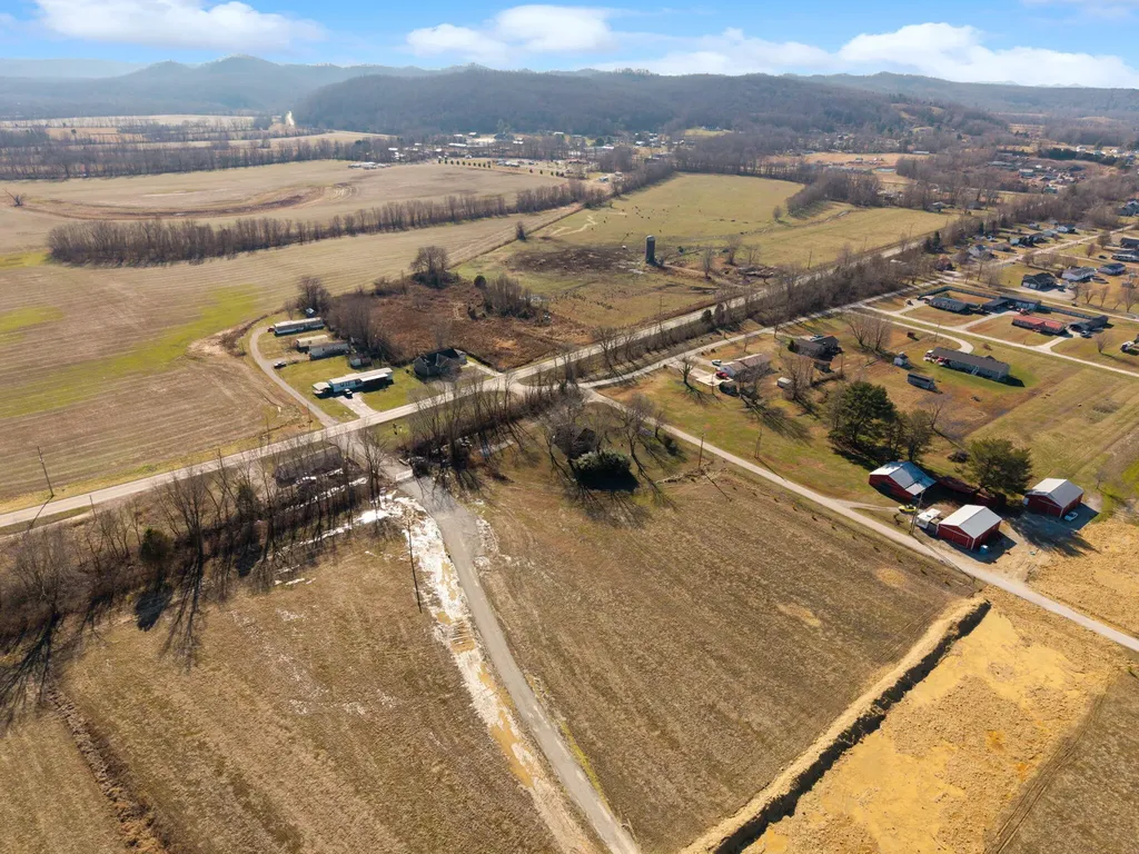 980 Old Midland Trail Salt Lick KY 40371