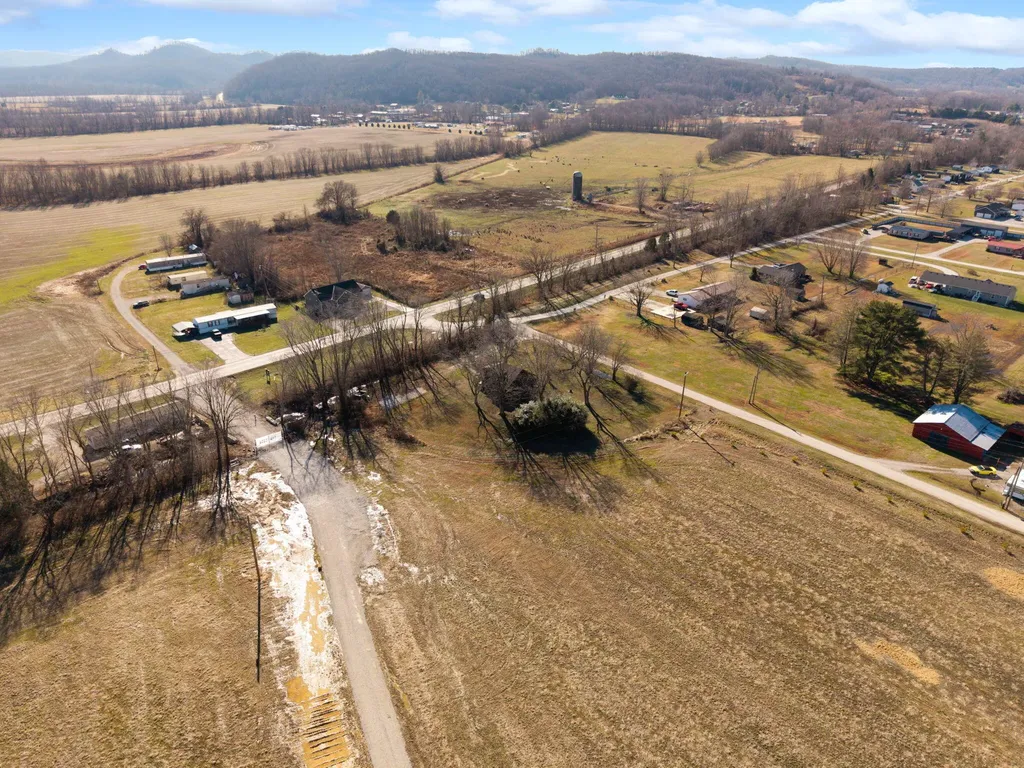 980 Old Midland Trail Salt Lick KY 40371