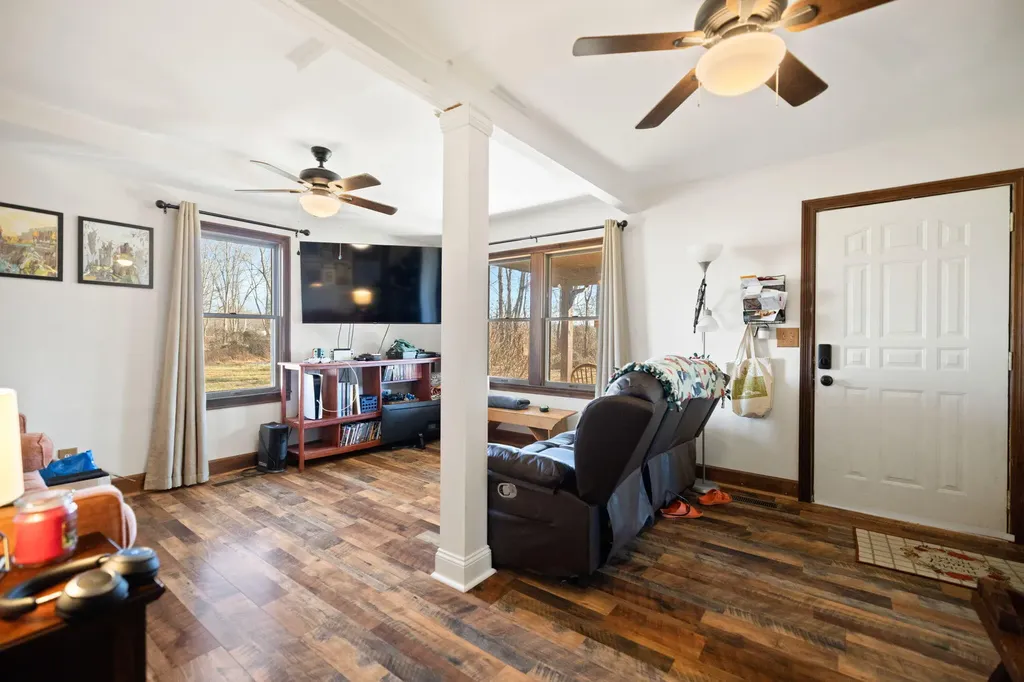 980 Old Midland Trail Salt Lick KY 40371