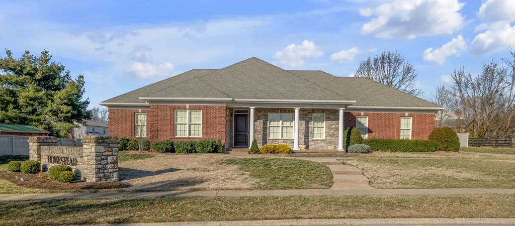 326 Foxtail Road Versailles KY 40383