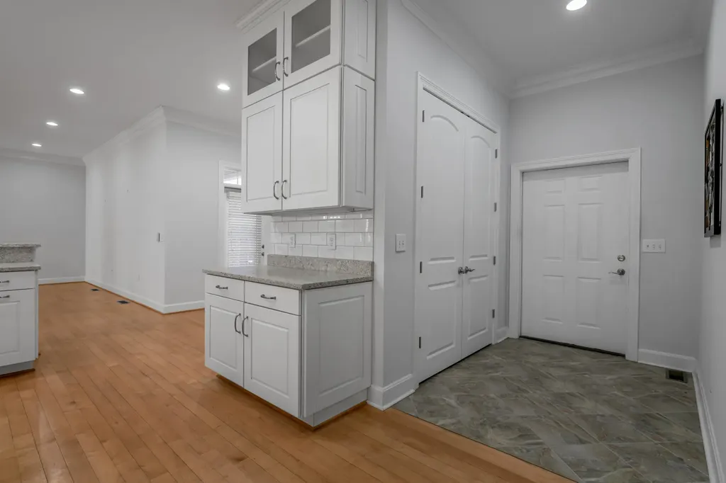 326 Foxtail Road Versailles KY 40383