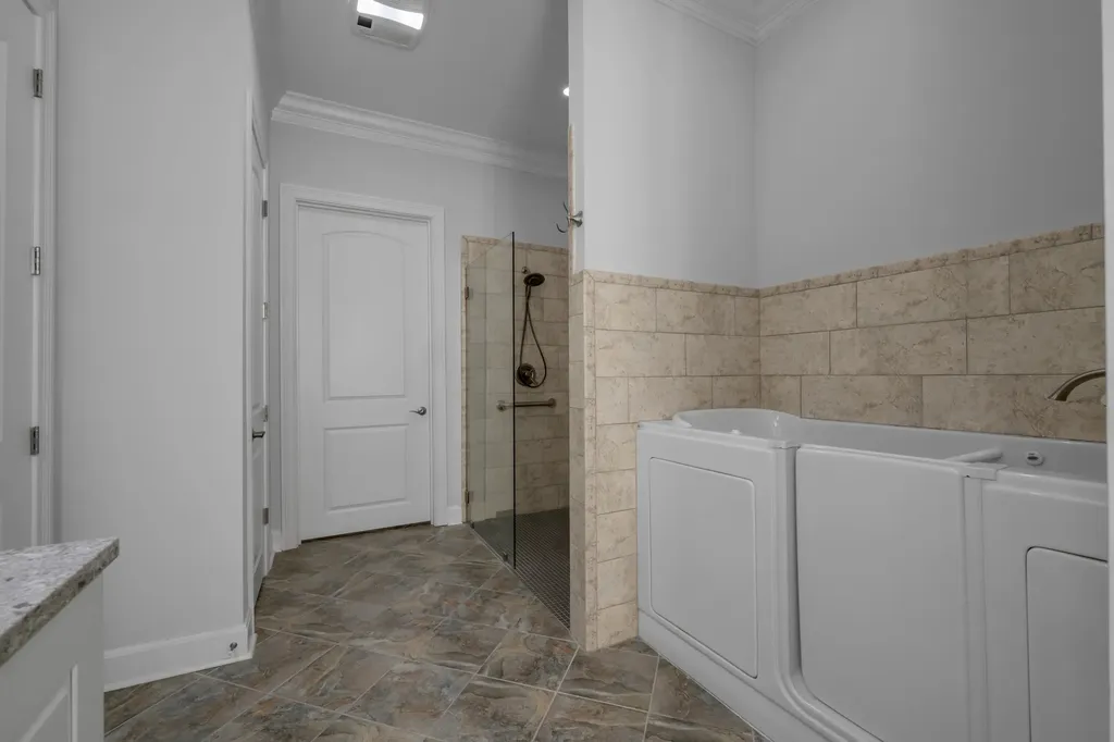 326 Foxtail Road Versailles KY 40383
