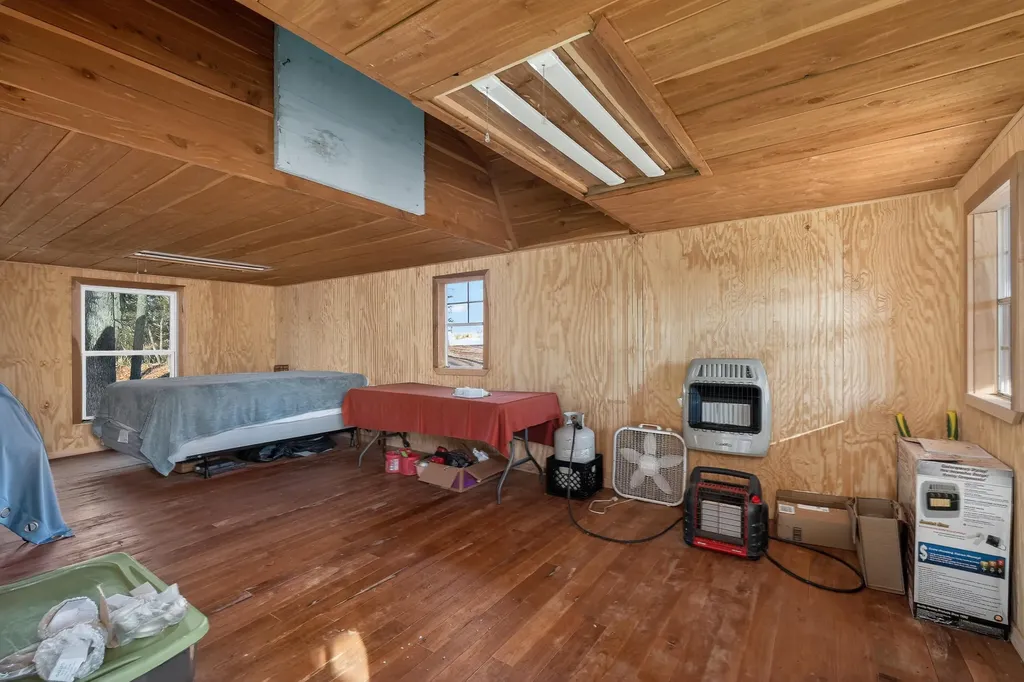 855 Ky-35 Sparta KY 41086