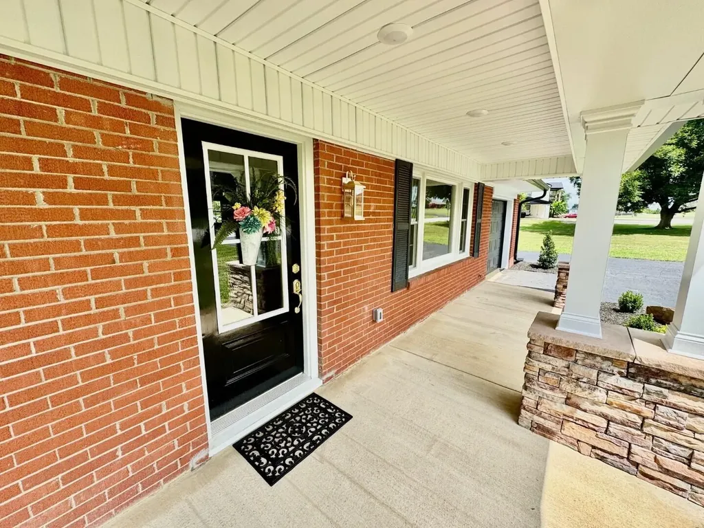 879 Lebanon Road Springfield KY 40069