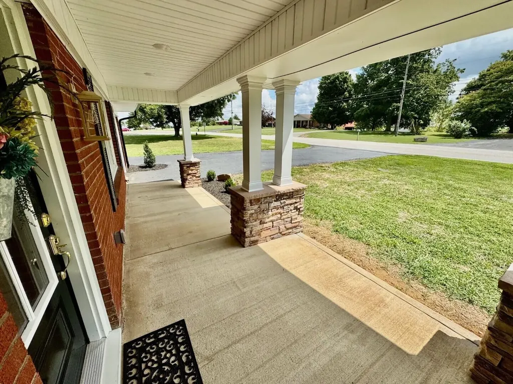 879 Lebanon Road Springfield KY 40069