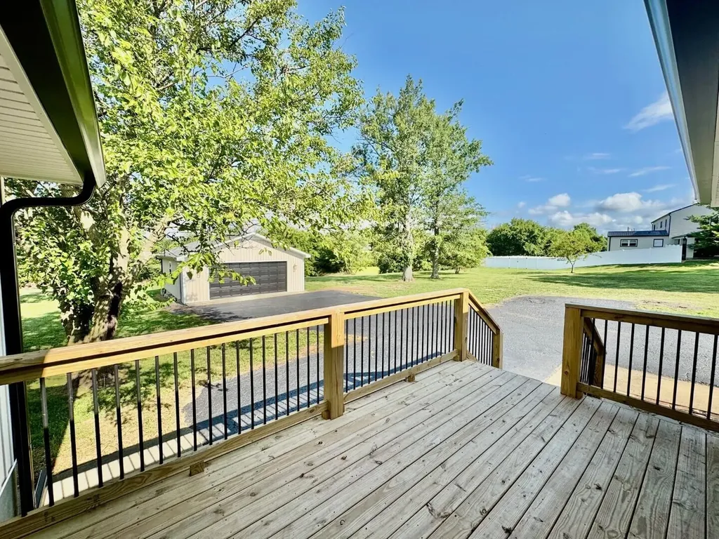 879 Lebanon Road Springfield KY 40069