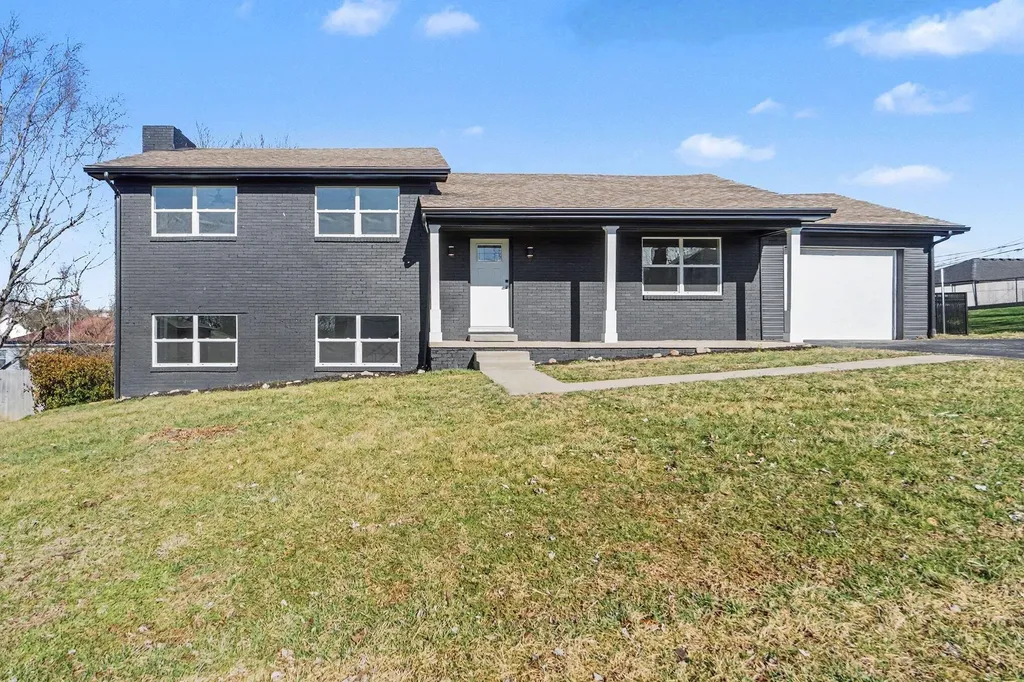 521 Henrico Street Harrodsburg KY 40330