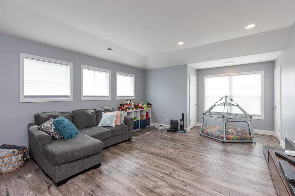 3032 Rosewood Drive Versailles KY 40383
