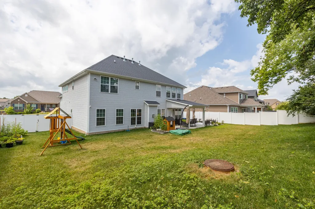 3032 Rosewood Drive Versailles KY 40383