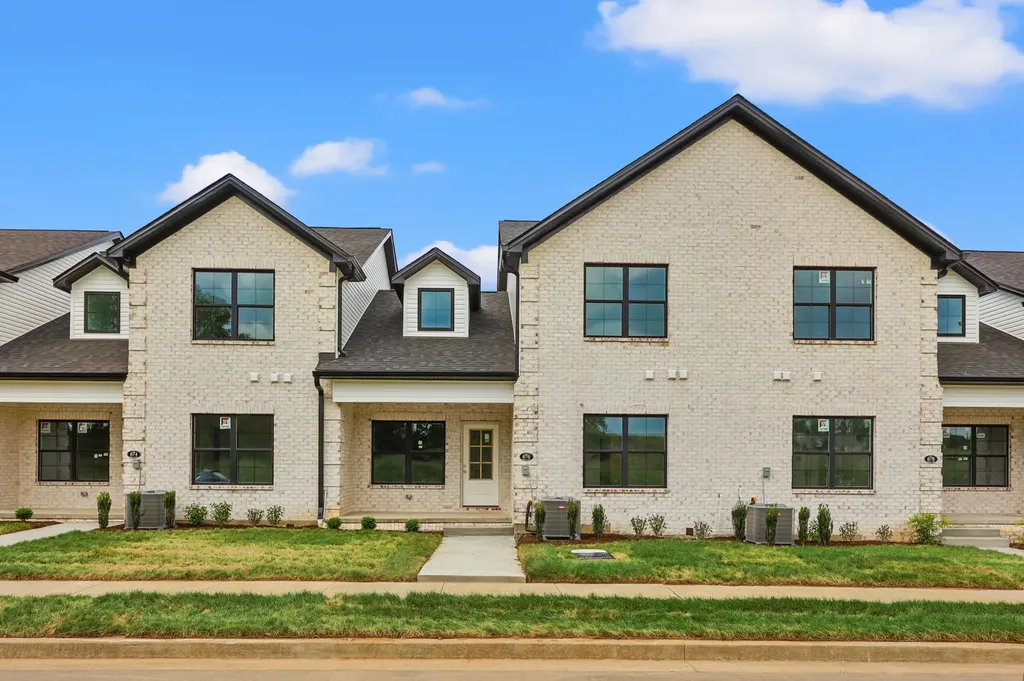 Lexington KY, 676 Hollow Creek Road