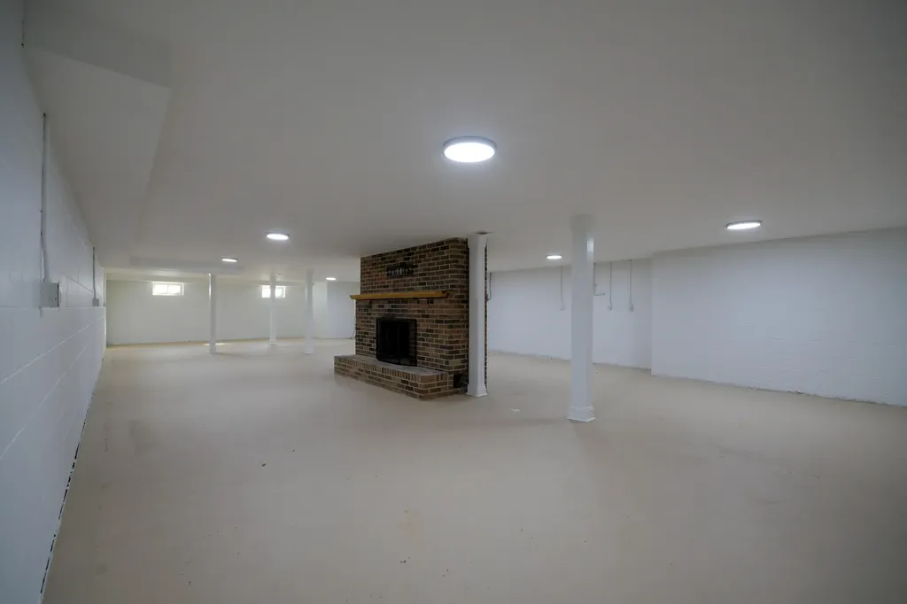 4635 Camargo Road Camargo KY 40353